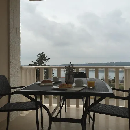 Vila Luce Novalja Exterior photo