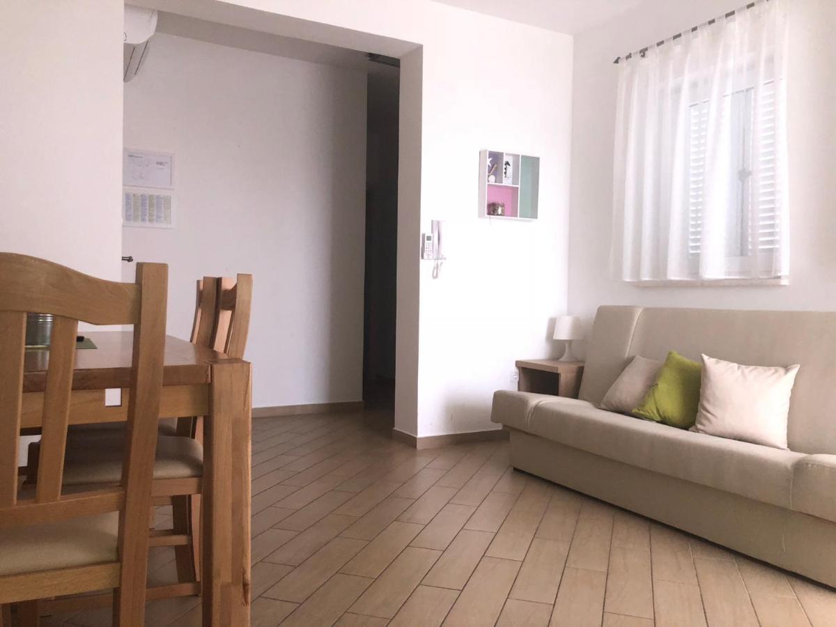 Luce Apartament Novalja