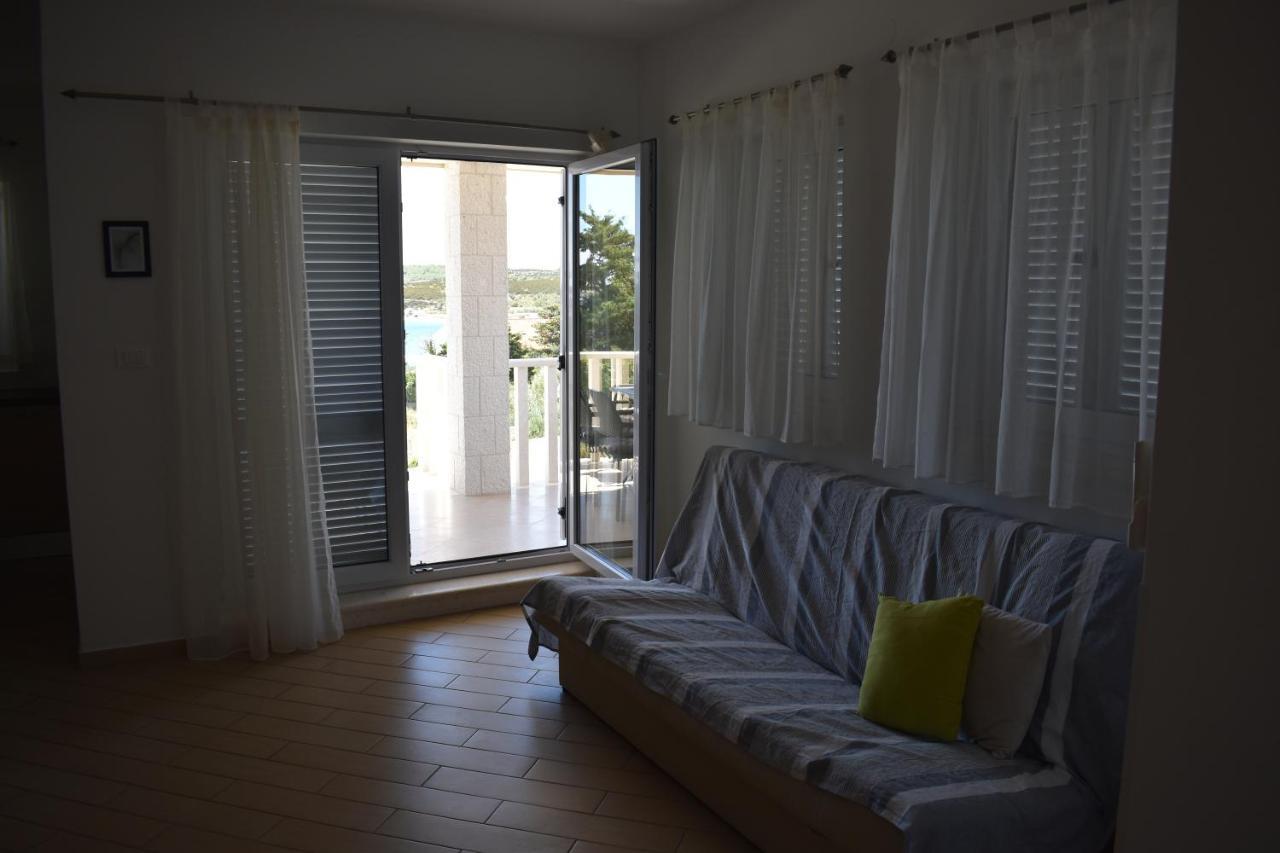 Luce Apartament Novalja